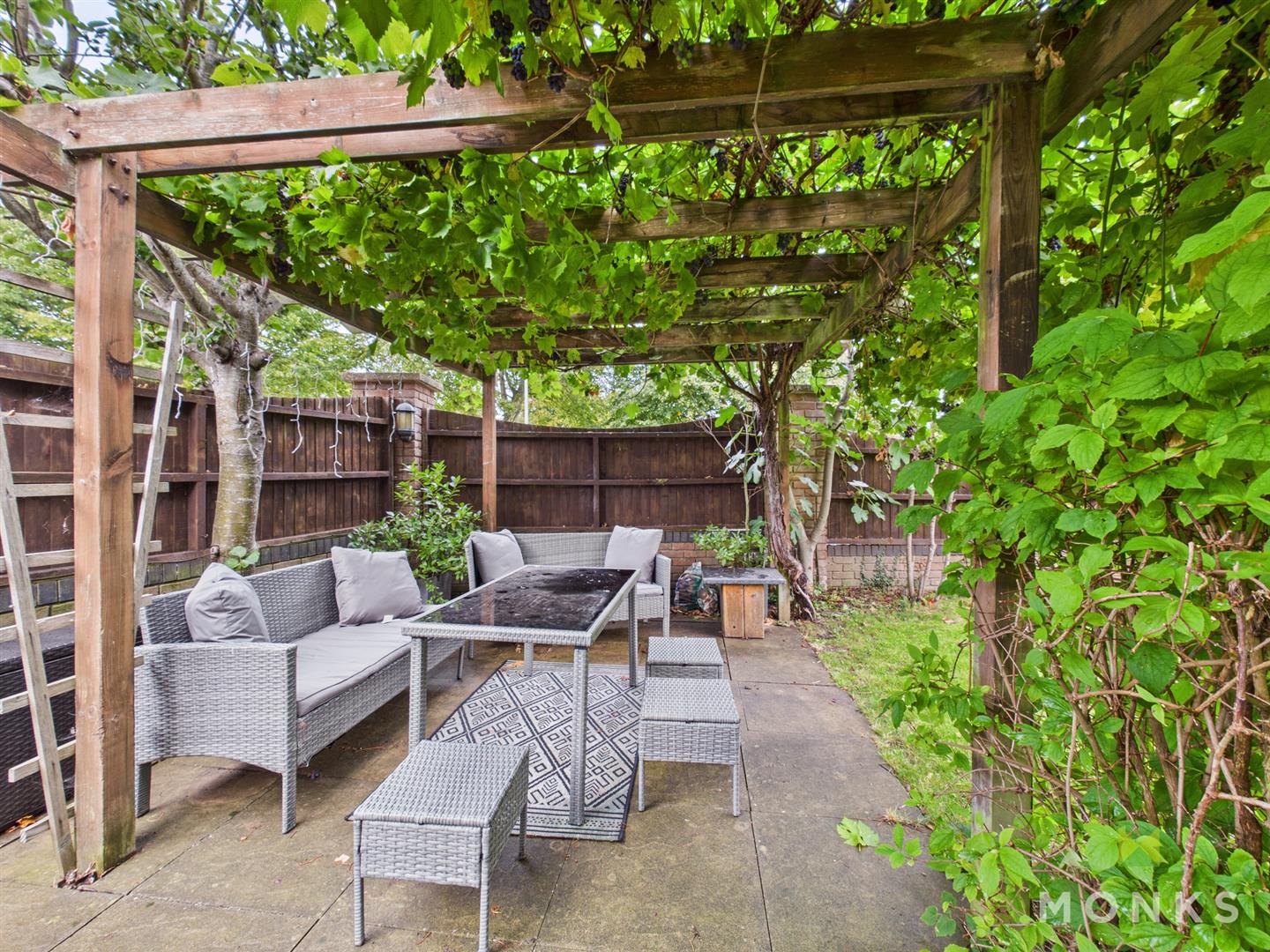 1 Oswalds Close, Oswestry, SY11 2TD For Sale 1 Oswalds Close, Oswestry, SY11 2TD For Sale